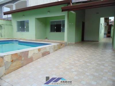 Casa para venda em Peruíbe